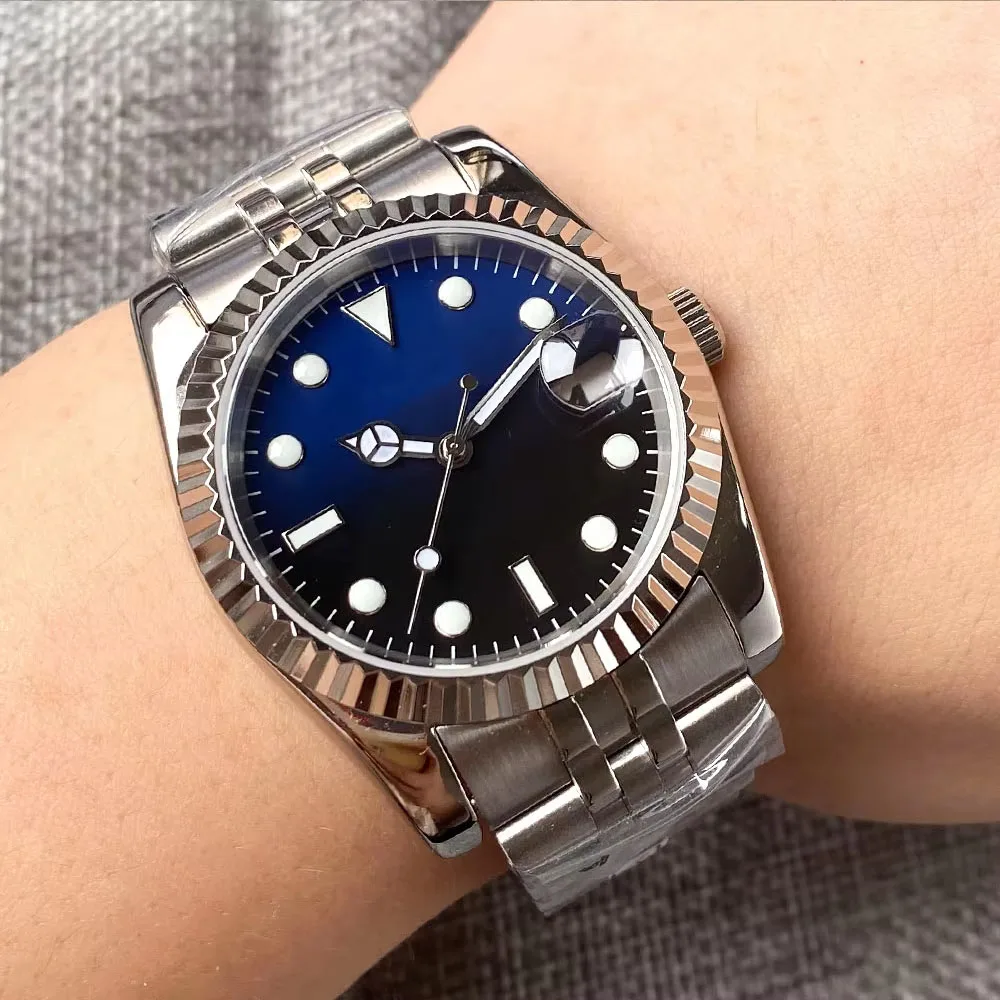 NH35A Men Watch PT5000 Miyota Automatic Movement Fluted Bezel Red Blue Black Dial Luminous Sapphire Glass Steel Bracele
NH35A Men Watch PT5000 Miyota Automatic Movement Fluted Bezel Red Blue Black Dial Luminous Sapphire Glass Steel Bracele