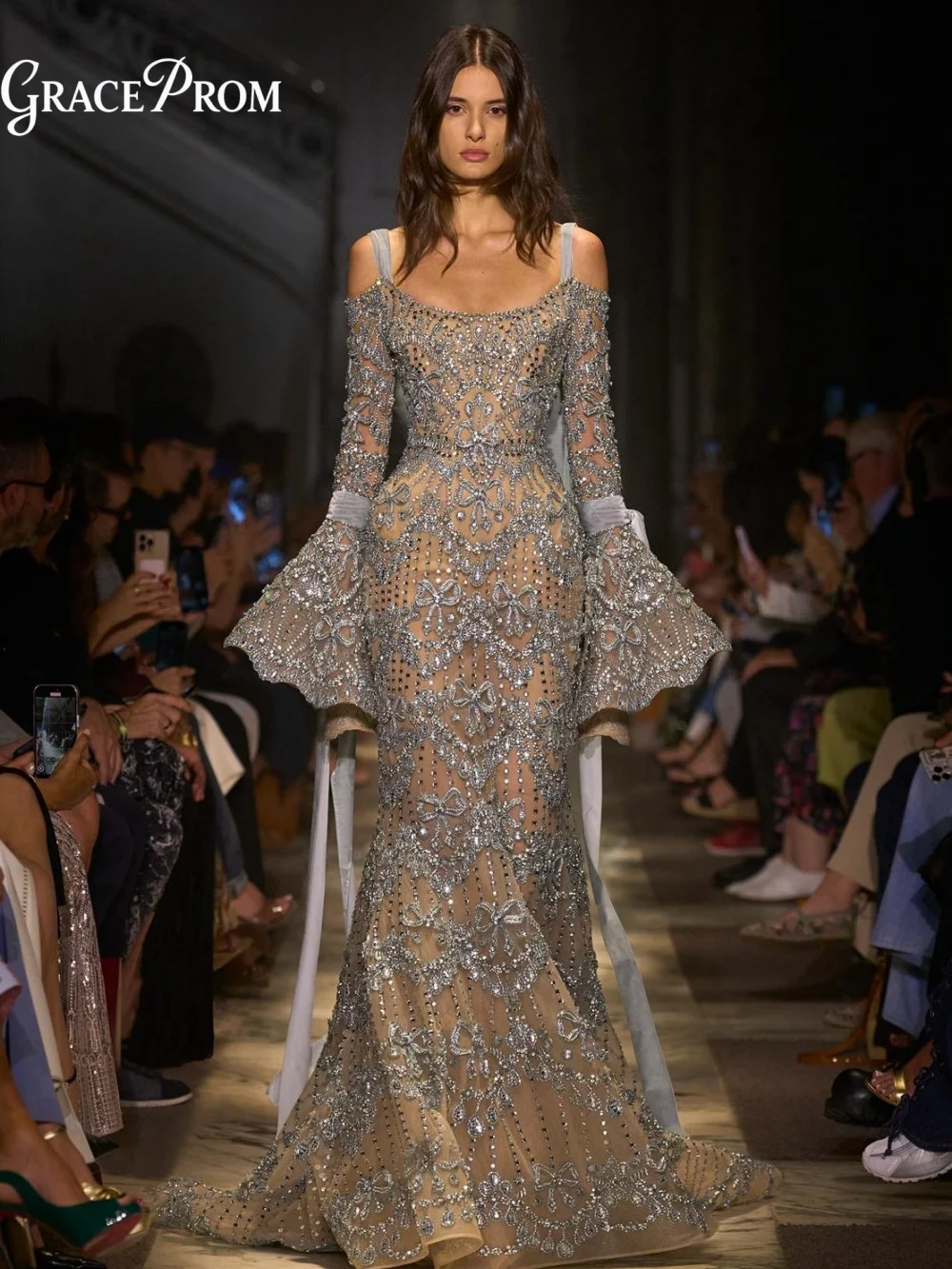 Elegant Grey Beaded Evening Gown 2026 Gorgeous Sheer Mesh Rhinestone Flared Cuffs For Wedding Guests Party Dress فساتين سهرة
Elegant Grey Beaded Evening Gown 2026 Gorgeous Sheer Mesh Rhinestone Flared Cuffs For Wedding Guests Party Dress فساتين سهرة