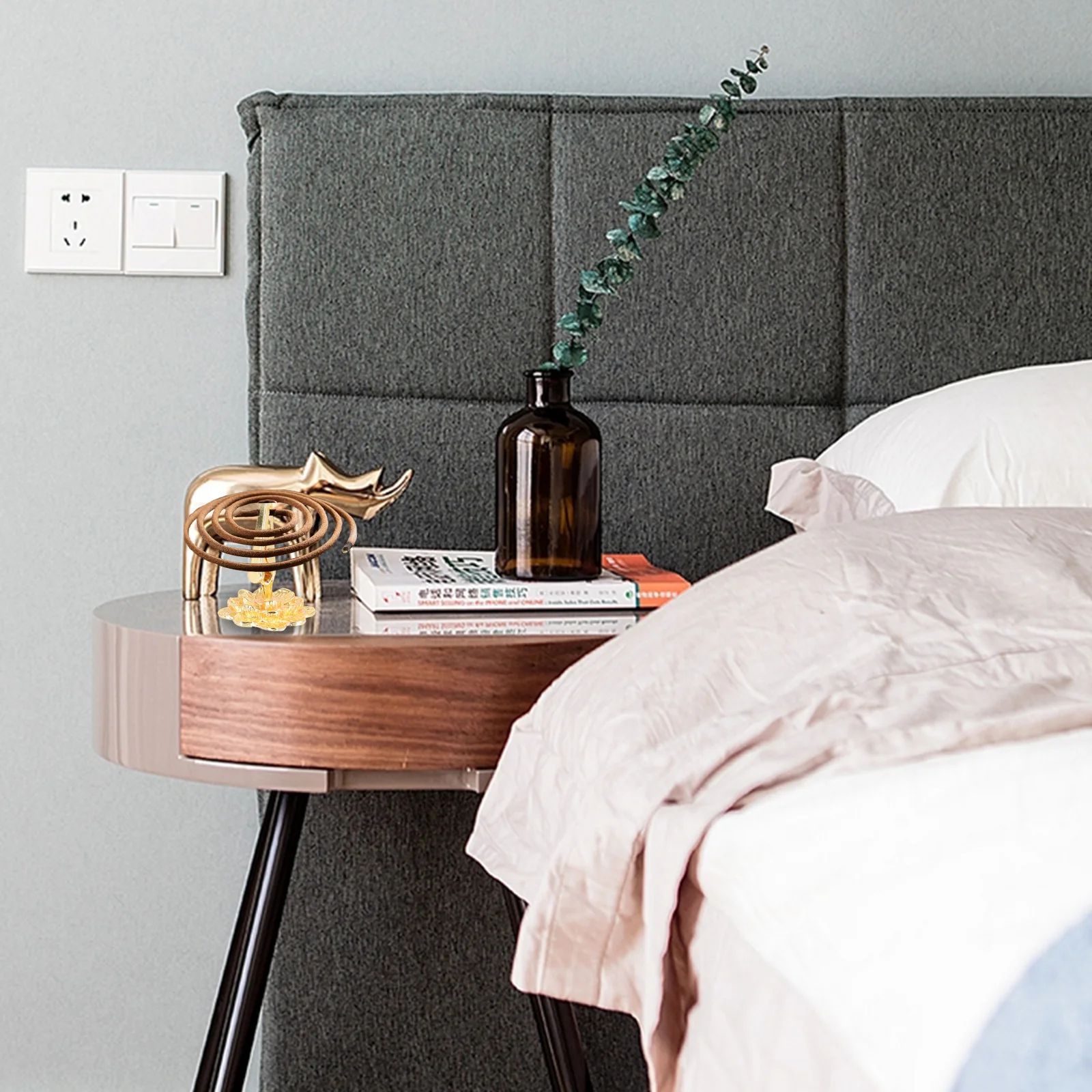 2Pcs Gilded Incense Clips Alloy Buddha Hand Shape Delicate Design Aromatherapy Relaxation Incense Holder for Meditation Bedroom
2Pcs Gilded Incense Clips Alloy Buddha Hand Shape Delicate Design Aromatherapy Relaxation Incense Holder for Meditation Bedroom