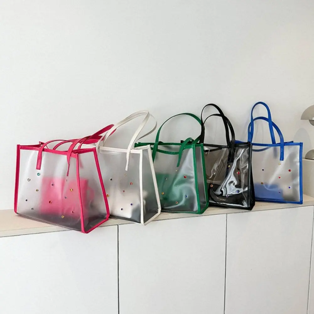 2pcs/set New Summer Transparent Totes Bag Waterproof Beach Jelly Shoulder Bag Large Capacity Swim Shopping Bag Outdoor
2pcs/set New Summer Transparent Totes Bag Waterproof Beach Jelly Shoulder Bag Large Capacity Swim Shopping Bag Outdoor