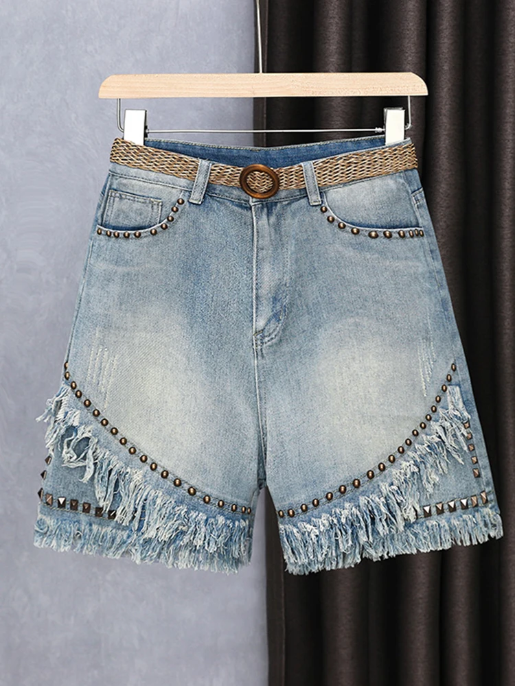 2025 Summer New Women's Loose Rivet Tassel High Waisted Denim Shorts Fashion Design Sense Versatile Blue Wide Leg Pants
2025 Summer New Women's Loose Rivet Tassel High Waisted Denim Shorts Fashion Design Sense Versatile Blue Wide Leg Pants