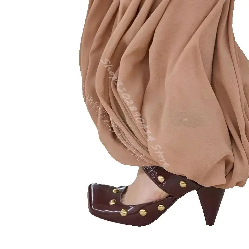 Gold Rivets Decor Beige Square Toe Runway Pumps Buckle Strap Women Shoes Strange Style Heels Sexy Party 2025 Zapatos Para Mujere
Gold Rivets Decor Beige Square Toe Runway Pumps Buckle Strap Women Shoes Strange Style Heels Sexy Party 2025 Zapatos Para Mujere