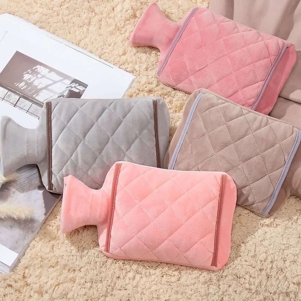 1PC Hot Water Bottle with Hand Pocket Cover 2L Hot Water Bag Hand Feet Warmer Durable Large Hot Water Bag
1PC Hot Water Bottle with Hand Pocket Cover 2L Hot Water Bag Hand Feet Warmer Durable Large Hot Water Bag