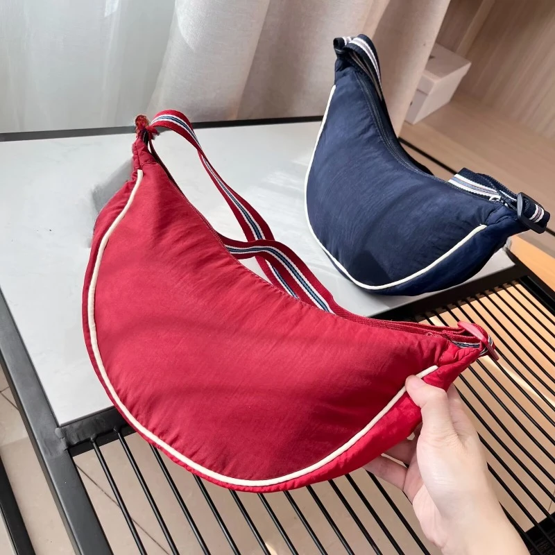 Simple Large Capacity Women's Hobos Crossbody Bags Lightweight Portable Ladies Shoulder Bag Travel Commuter Female Handbags
Simple Large Capacity Women's Hobos Crossbody Bags Lightweight Portable Ladies Shoulder Bag Travel Commuter Female Handbags