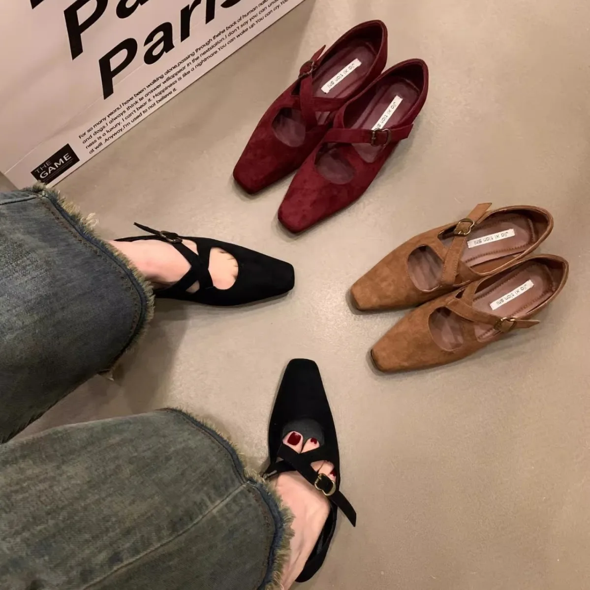 New Fashion French Retro Thick Heel Design Square Toe Single Shoe Women Vintage Suede Style Cross-buckle Shoes
New Fashion French Retro Thick Heel Design Square Toe Single Shoe Women Vintage Suede Style Cross-buckle Shoes