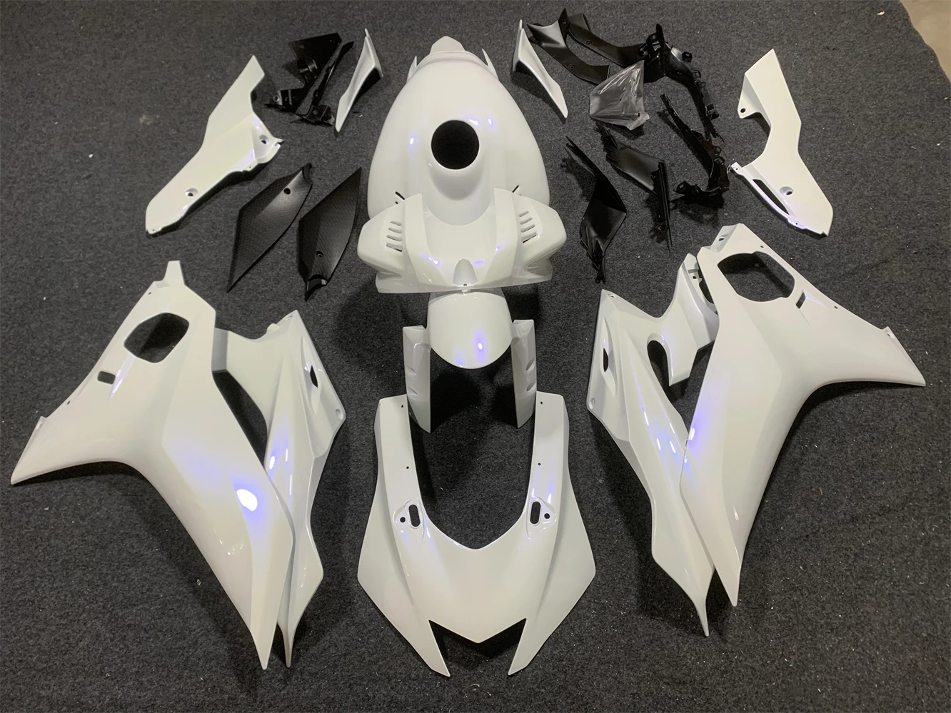 Motorcycle fairing for YZF-R6 2017 2018 2019 2020 2021 2022 YZF600 17 18 19 2021 22 Year fairing White Phantom motorcycle
Motorcycle fairing for YZF-R6 2017 2018 2019 2020 2021 2022 YZF600 17 18 19 2021 22 Year fairing White Phantom motorcycle