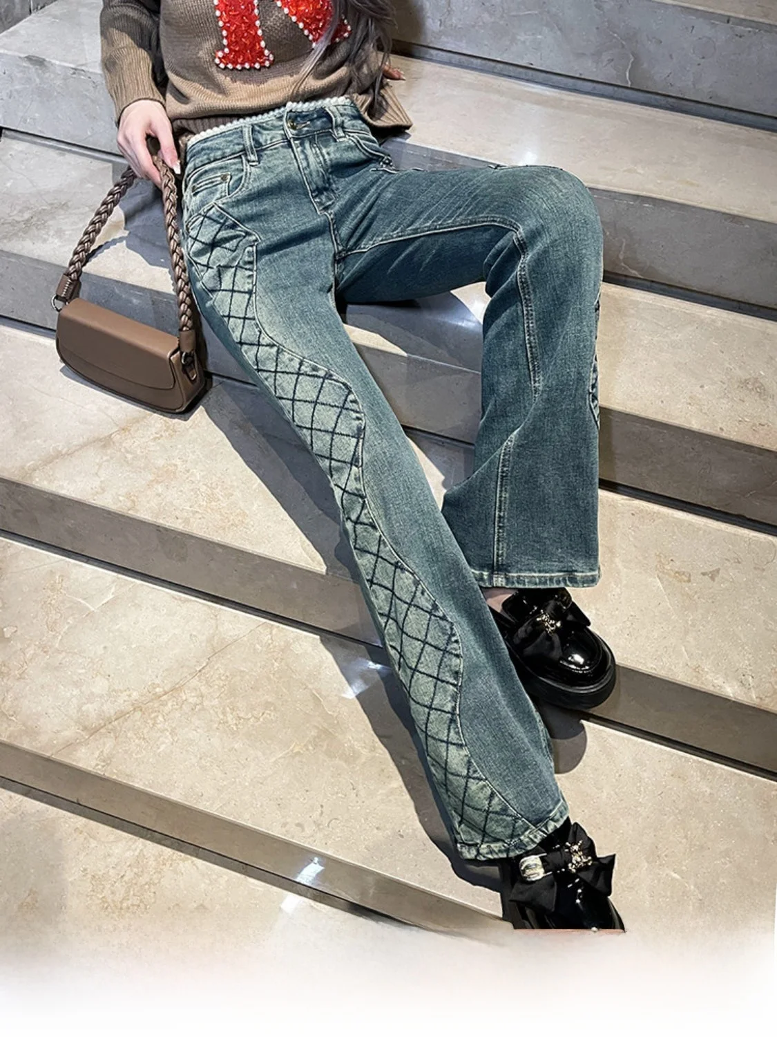 Slimming High Waist Striped Fishing Net Denim Jeans Women's Straight Leg Wide Leg Pants Autumn Winter New Style European Goods
Slimming High Waist Striped Fishing Net Denim Jeans Women's Straight Leg Wide Leg Pants Autumn Winter New Style European Goods