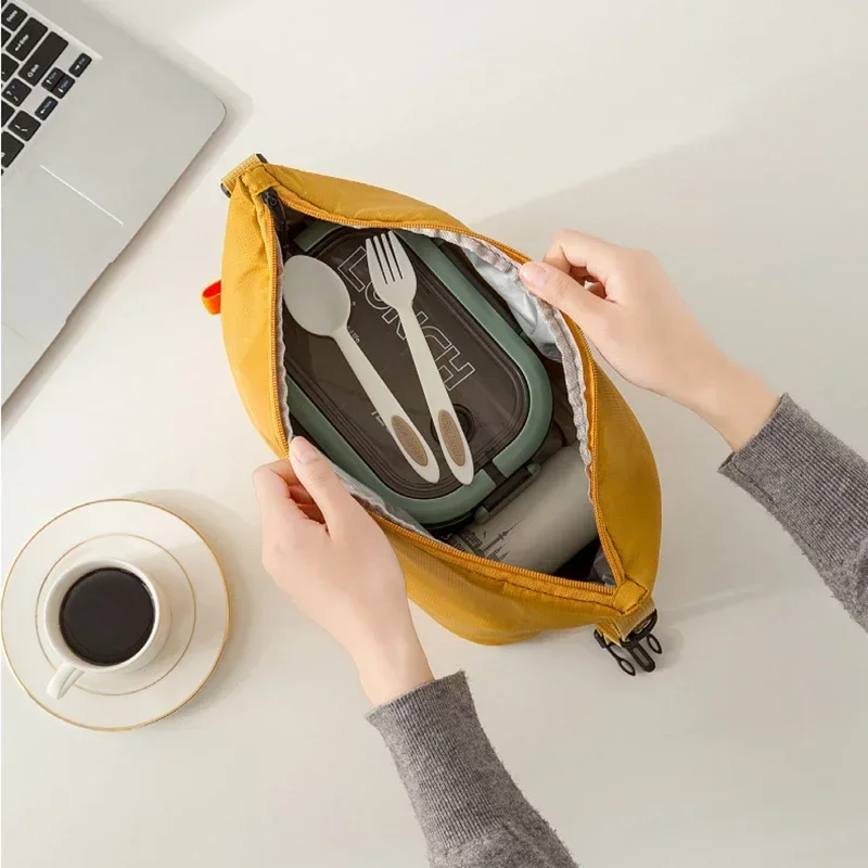 2026 1pcs Lunch Pack Insulated Bento Bag Aluminium Foil Lunchbox Ice Bag Portable Dinner Picnic Food Storage Handbag
2026 1pcs Lunch Pack Insulated Bento Bag Aluminium Foil Lunchbox Ice Bag Portable Dinner Picnic Food Storage Handbag