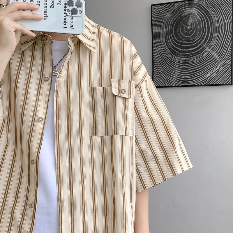 Half Sleeve Shirts Men Casual Stripe Shirts Streetwear Oversize Blouses Single Breasted Male Clothing Harajuku 2023 Summer
Half Sleeve Shirts Men Casual Stripe Shirts Streetwear Oversize Blouses Single Breasted Male Clothing Harajuku 2023 Summer