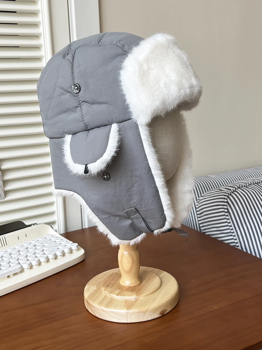 Winter plush thickened Lei Feng hat men's and women's outdoor warm ear protection hat snow hat
Winter plush thickened Lei Feng hat men's and women's outdoor warm ear protection hat snow hat