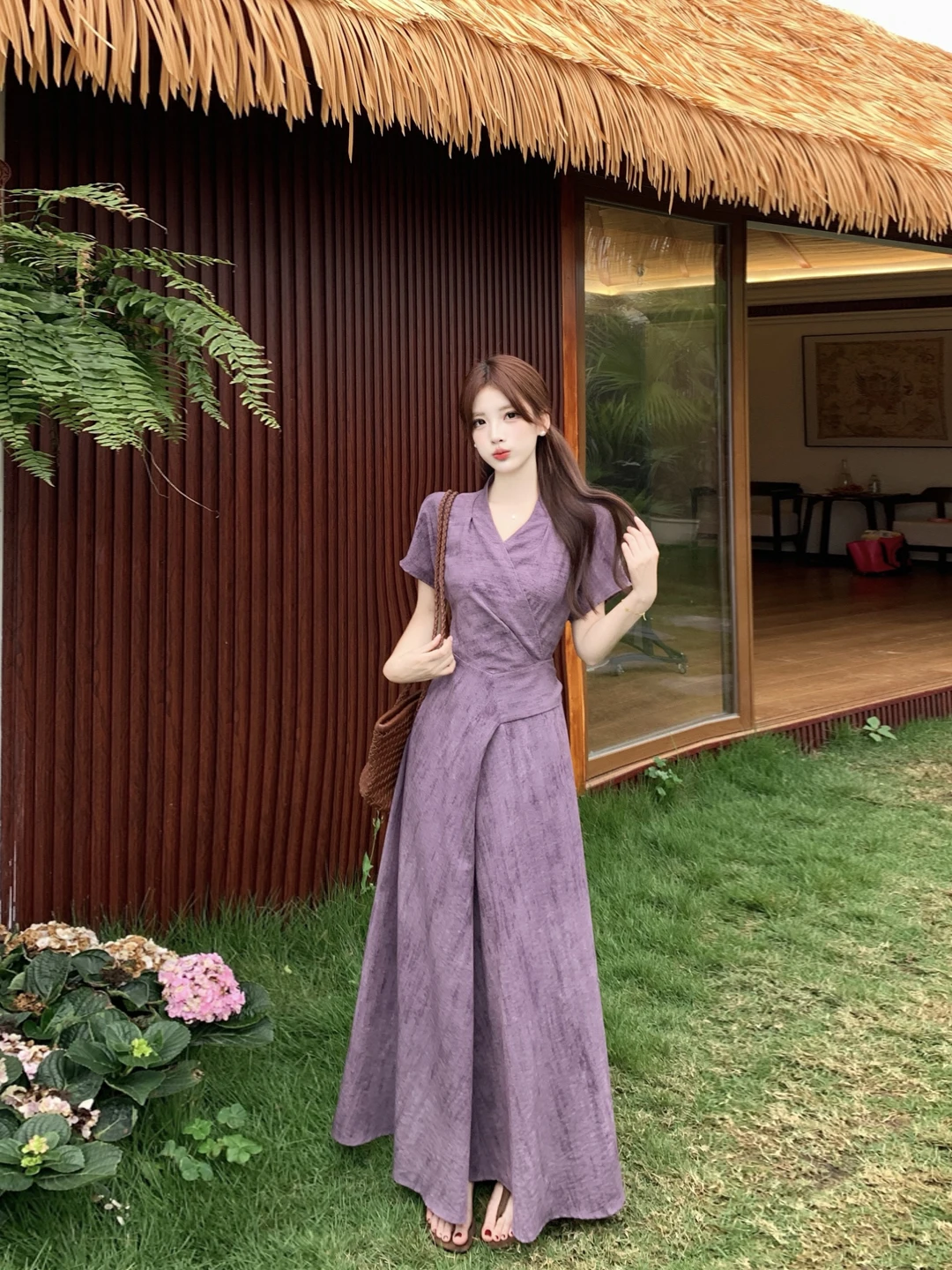 New Chinese Style plus Size Qipao Dress Slimming Waist Hidden Meat Elegant Gentle High-End Purple Tone Long Sleeve V-Neck Dress
New Chinese Style plus Size Qipao Dress Slimming Waist Hidden Meat Elegant Gentle High-End Purple Tone Long Sleeve V-Neck Dress