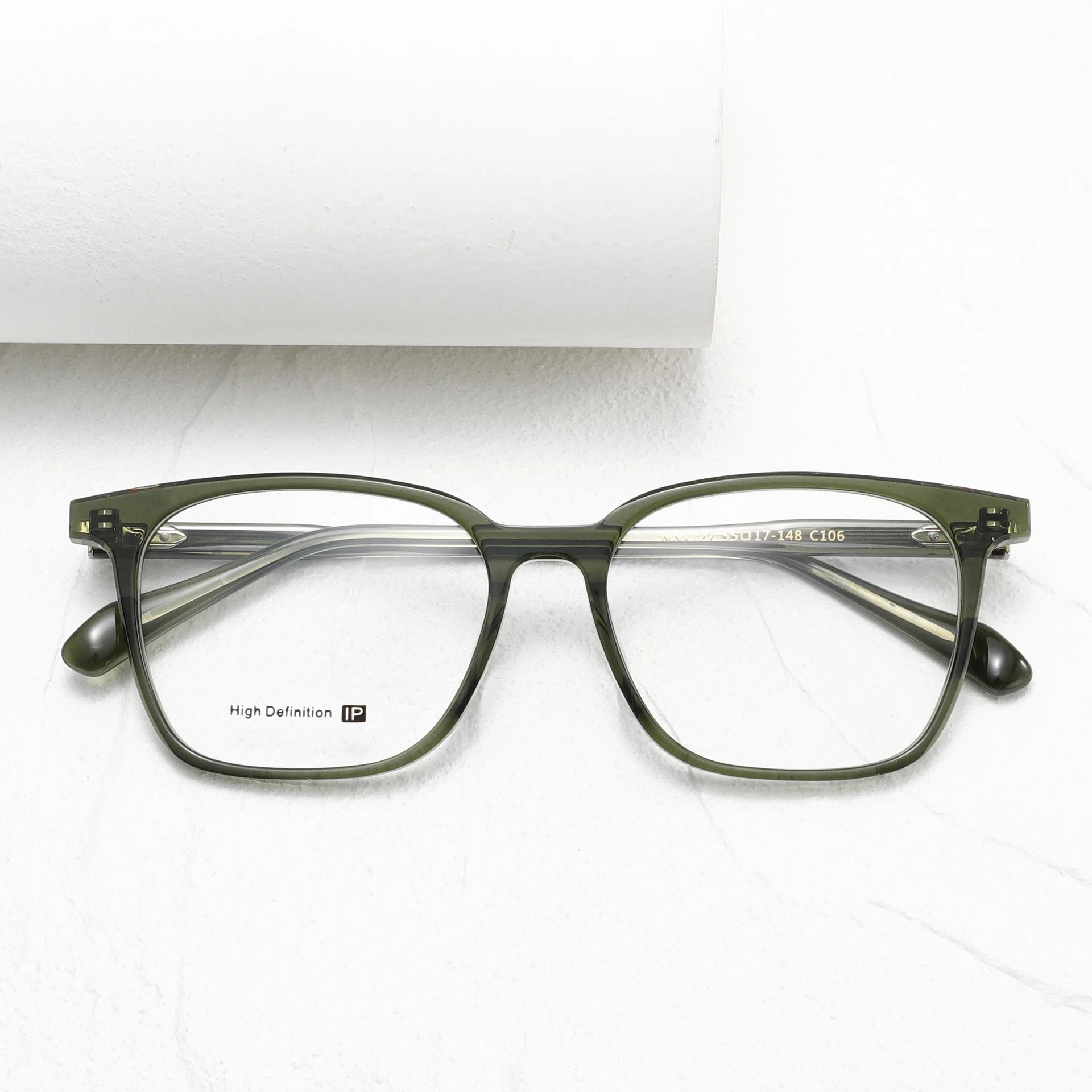 High quality ultra light retro square frame tortoiseshell very beautiful commuter leisure literary youth big face optical glasse
High quality ultra light retro square frame tortoiseshell very beautiful commuter leisure literary youth big face optical glasse
