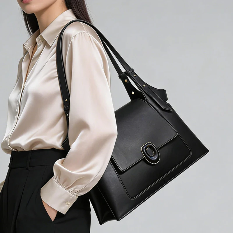 Новая черная повседневная сумка-тоут, простая наплечная сумка, универсальная квадратная сумка, сумка на молнии, сумка-конверт, женский портфель
Новая черная повседневная сумка-тоут, простая наплечная сумка, универсальная квадратная сумка, сумка на молнии, сумка-конверт, женский портфель