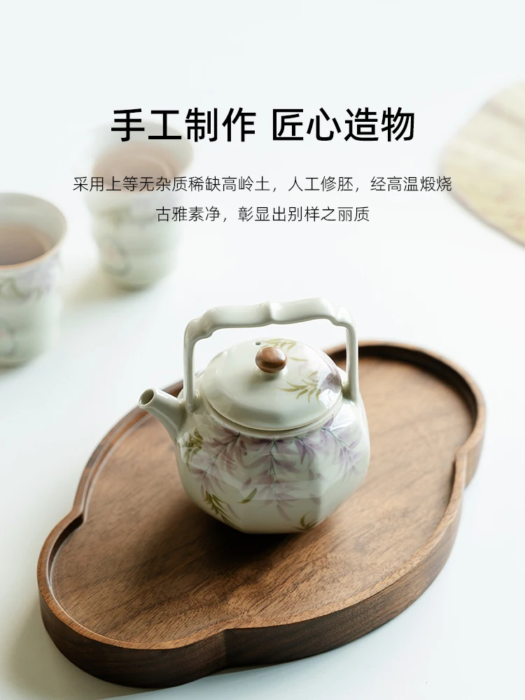 Little Teapot Ceramic Single Set Household Pure Hand Drawing Adorable Rabbit Wisteria Flower Eight Square Loop-Handled
Little Teapot Ceramic Single Set Household Pure Hand Drawing Adorable Rabbit Wisteria Flower Eight Square Loop-Handled