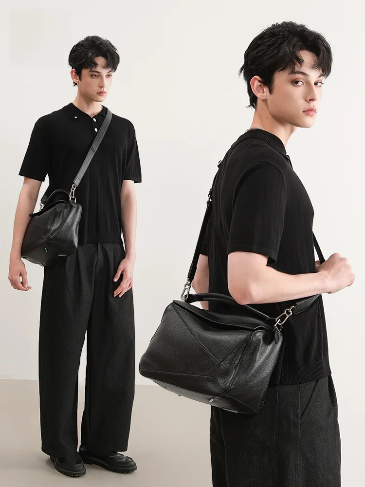 Casual Men's Crossbody Bag Diamond Geometric Splicing Leather Shoulder Bag Lightweight Single Strap Bag for Youth with Zipper
Casual Men's Crossbody Bag Diamond Geometric Splicing Leather Shoulder Bag Lightweight Single Strap Bag for Youth with Zipper