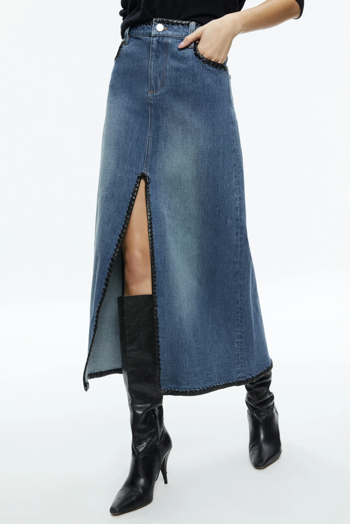 Women Leather Stitching Denim Skirt High Waist A-Line Split Casual Slim Long Jupe
Women Leather Stitching Denim Skirt High Waist A-Line Split Casual Slim Long Jupe