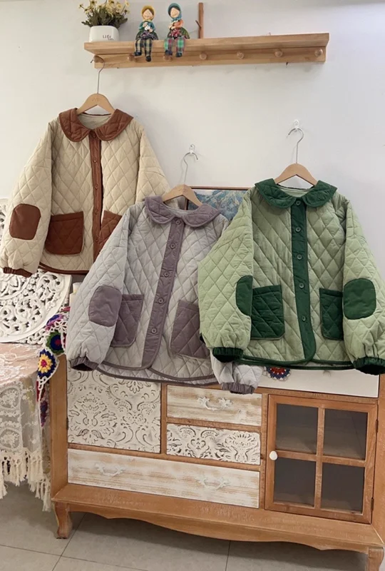 Japanese Mori Girl Clothing Vintage Peter Pan Collar Cotton Padded Jacket Sweet Kawaii Long Sleeve Warm Outwear
Japanese Mori Girl Clothing Vintage Peter Pan Collar Cotton Padded Jacket Sweet Kawaii Long Sleeve Warm Outwear