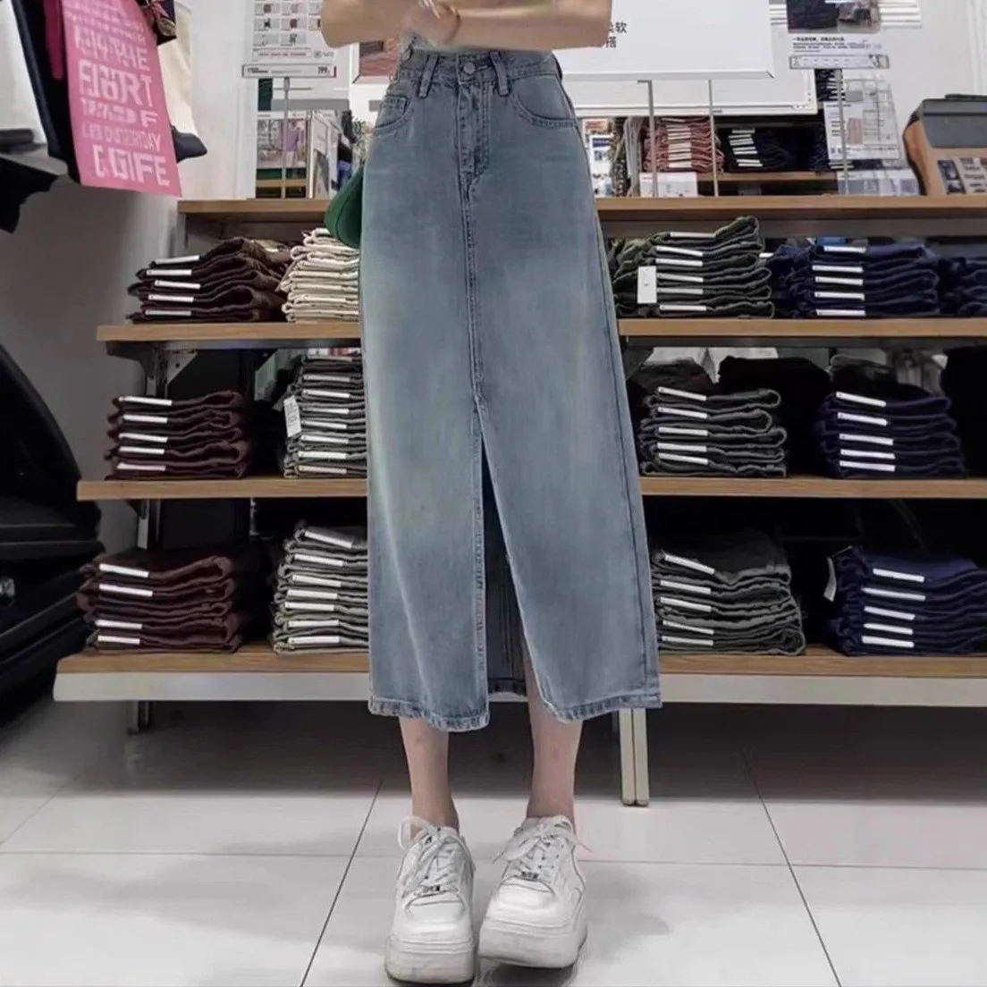 High Waist A-Line Midi Skirt for Women Spring Autumn Denim Split Casual Commute Style Cotton Fabric Loose Fit Chinese Origin
High Waist A-Line Midi Skirt for Women Spring Autumn Denim Split Casual Commute Style Cotton Fabric Loose Fit Chinese Origin