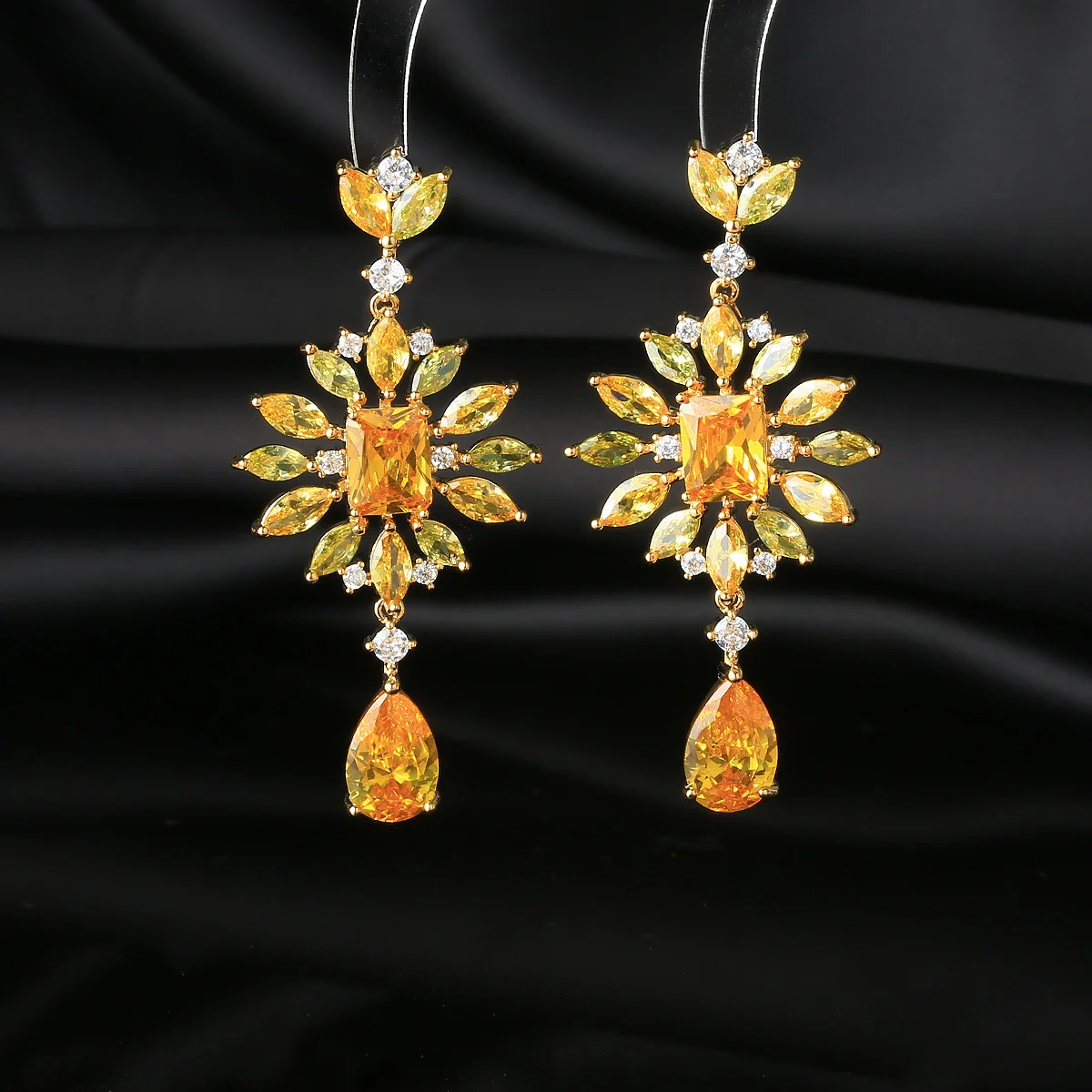 925 Silver Needle Luxury Sunflower Yellow Gemstone Drop Earrings, Elegant Bridal Wedding Jewelry Gift for Women
925 Silver Needle Luxury Sunflower Yellow Gemstone Drop Earrings, Elegant Bridal Wedding Jewelry Gift for Women