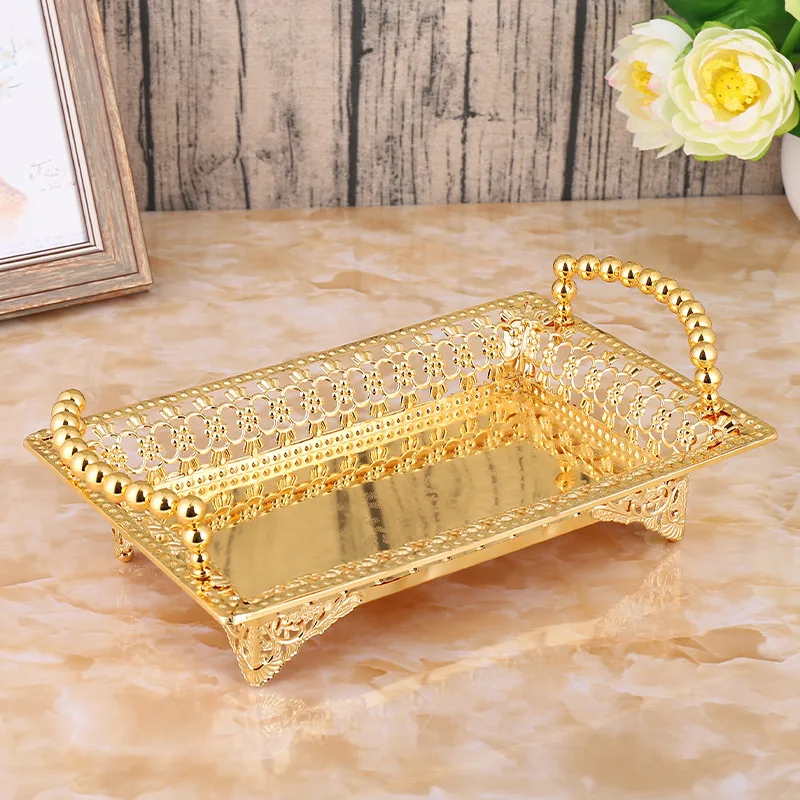 LMM creative fashion simple candy plate home wedding gift modern living room metal ornament
LMM creative fashion simple candy plate home wedding gift modern living room metal ornament