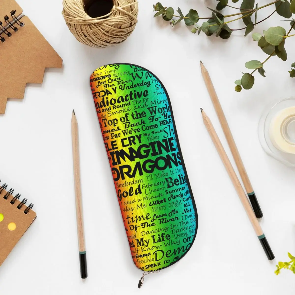 Пенал Imagine Dragons, держатель для ручек, канцелярские принадлежности, большая вместительная коробка для ручек, сумка-карандаш для мальчиков и девочек, подарки
Пенал Imagine Dragons, держатель для ручек, канцелярские принадлежности, большая вместительная коробка для ручек, сумка-карандаш для мальчиков и девочек, подарки