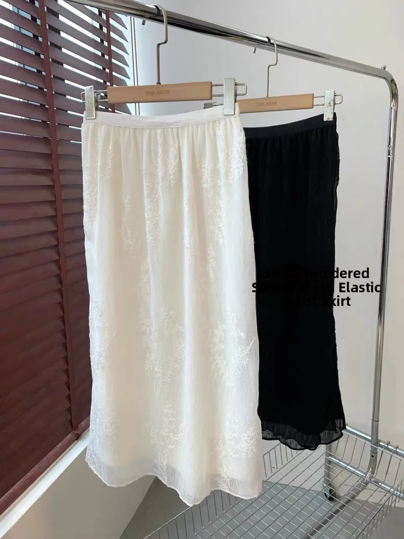 Elegant Embroidered High Waist A-Line Skirt Women's Summer Slim Fit Straight Cut Split Half Length Skirt Heavy Work Old Money...
Elegant Embroidered High Waist A-Line Skirt Women's Summer Slim Fit Straight Cut Split Half Length Skirt Heavy Work Old Money...