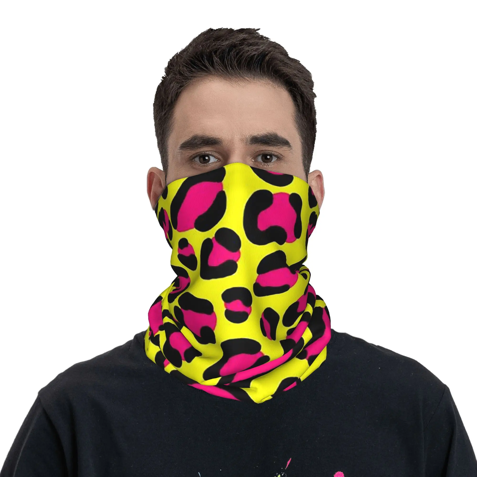 Leopard Print Bandana Neck Gaiter Printed Mask Scarf Headwear Running for Men Women Adult Winter
Leopard Print Bandana Neck Gaiter Printed Mask Scarf Headwear Running for Men Women Adult Winter