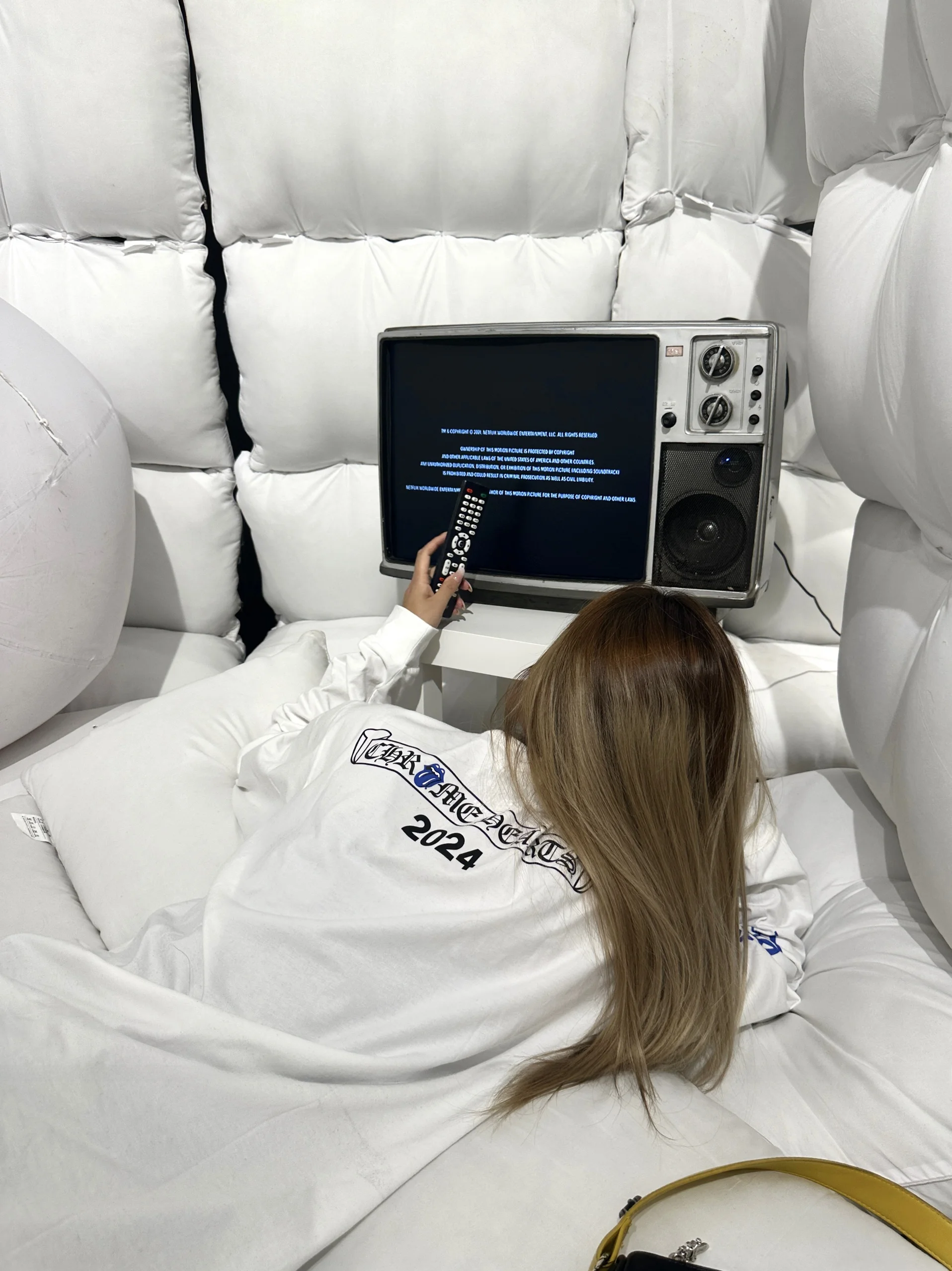 Футболка из чистого хлопка с длинным рукавом, женская, базовая, с принтом в виде надписи, осенне-зимняя, модная, эксклюзивная модель
Футболка из чистого хлопка с длинным рукавом, женская, базовая, с принтом в виде надписи, осенне-зимняя, модная, эксклюзивная модель