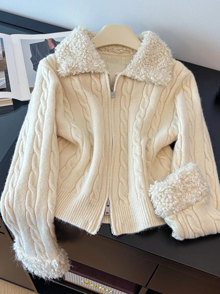 Женский зимний свитер-пальто с воротником из овечьей шерсти, вязаный, с молнией, повседневный, элегантный, удлиненный...
Женский зимний свитер-пальто с воротником из овечьей шерсти, вязаный, с молнией, повседневный, элегантный, удлиненный...