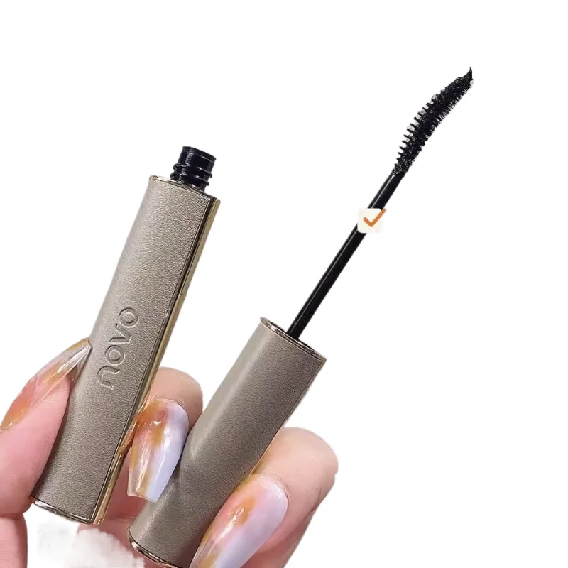 ~Extended Encryption Mascara Waterproof Slender Natural Curl Long-lasting No Smudge No Makeup Brown
~Extended Encryption Mascara Waterproof Slender Natural Curl Long-lasting No Smudge No Makeup Brown