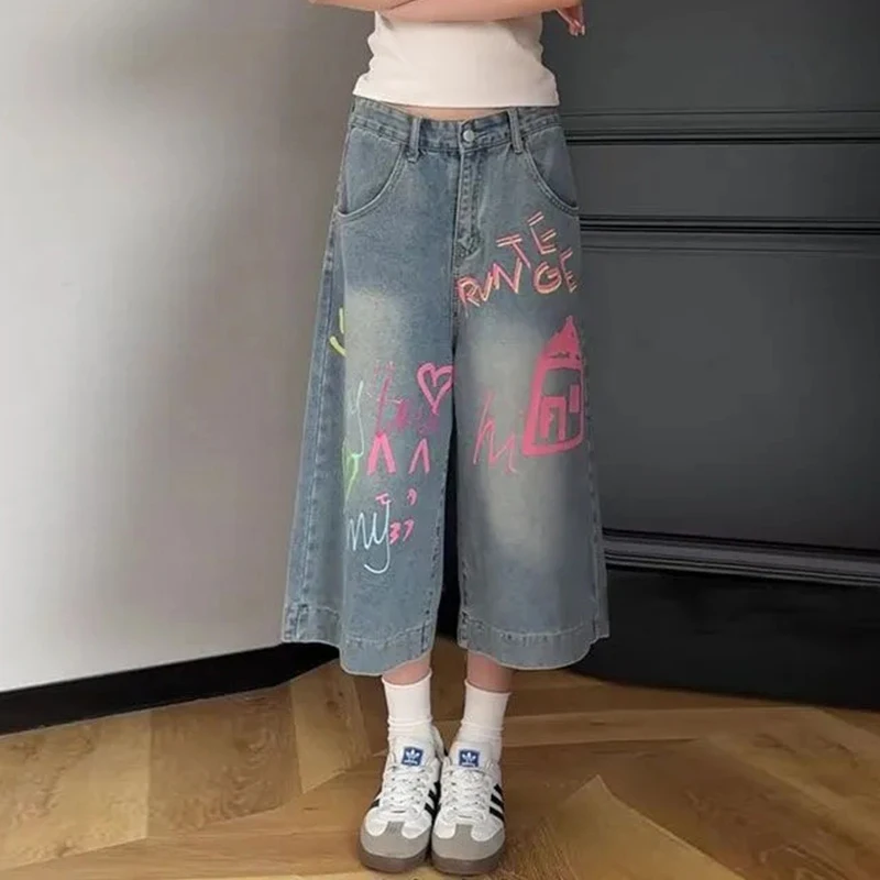 American Vintage Graffiti Calf Length Jeans Loose Lazy Letter Print Wide Leg Pants High Waisted Casual Hiphop Denim Trousers 
American Vintage Graffiti Calf Length Jeans Loose Lazy Letter Print Wide Leg Pants High Waisted Casual Hiphop Denim Trousers