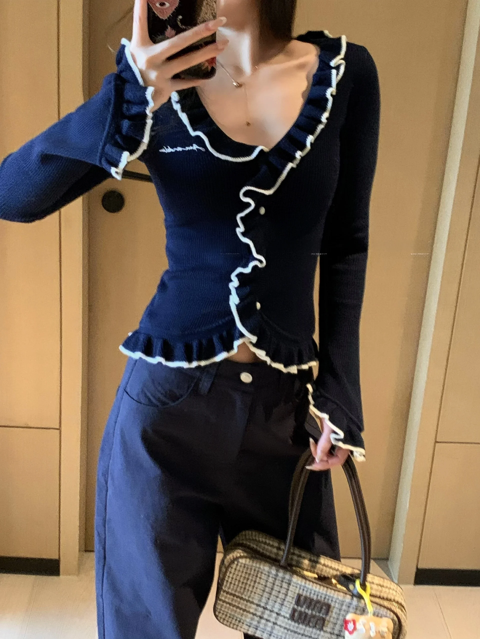 Early Spring Design Color Blo V Ne Deep Blue Knitted Open Cardigan Lace Trim French Sle Slim Fit Long Sve Women's Kn...
Early Spring Design Color Blo V Ne Deep Blue Knitted Open Cardigan Lace Trim French Sle Slim Fit Long Sve Women's Kn...