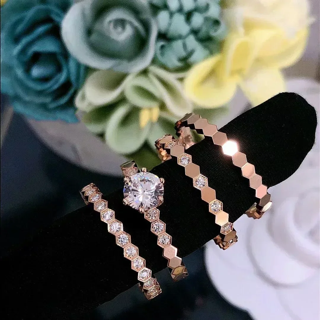 HY Hot 925 Sterling Silver French Luxury Jewelry Bee My Love Series Honeycomb Women's Diamond ring. Engagement And Wedding Rings
HY Hot 925 Sterling Silver French Luxury Jewelry Bee My Love Series Honeycomb Women's Diamond ring. Engagement And Wedding Rings
