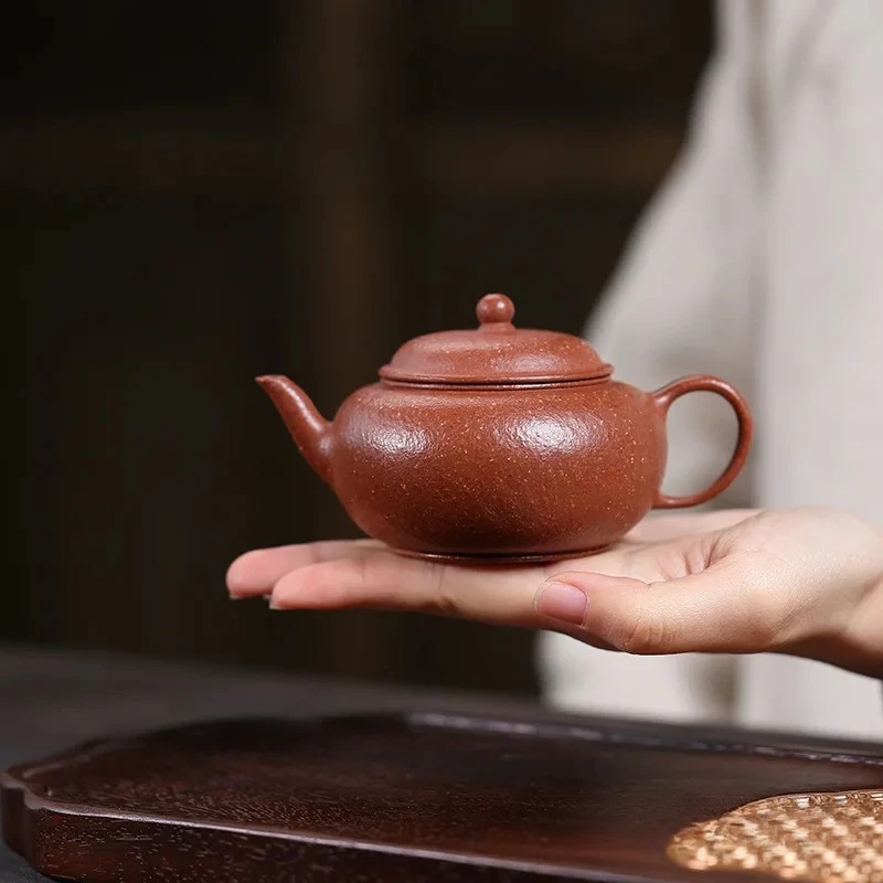 140ml Yixing Handmade Purple Clay Teapot Tradition Household Tea Pot Beauty Tea Infuser Kettle Chinese Zisha Tea Set Teaware
140ml Yixing Handmade Purple Clay Teapot Tradition Household Tea Pot Beauty Tea Infuser Kettle Chinese Zisha Tea Set Teaware