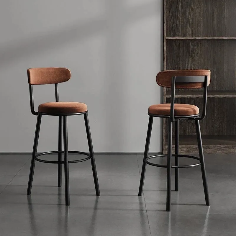 Современный простой железный барный стул, высокий стул в скандинавском стиле, домашний барный стул со спинкой, легкий роскошный черный барный стул, высокий стул для дома
Современный простой железный барный стул, высокий стул в скандинавском стиле, домашний барный стул со спинкой, легкий роскошный черный барный стул, высокий стул для дома