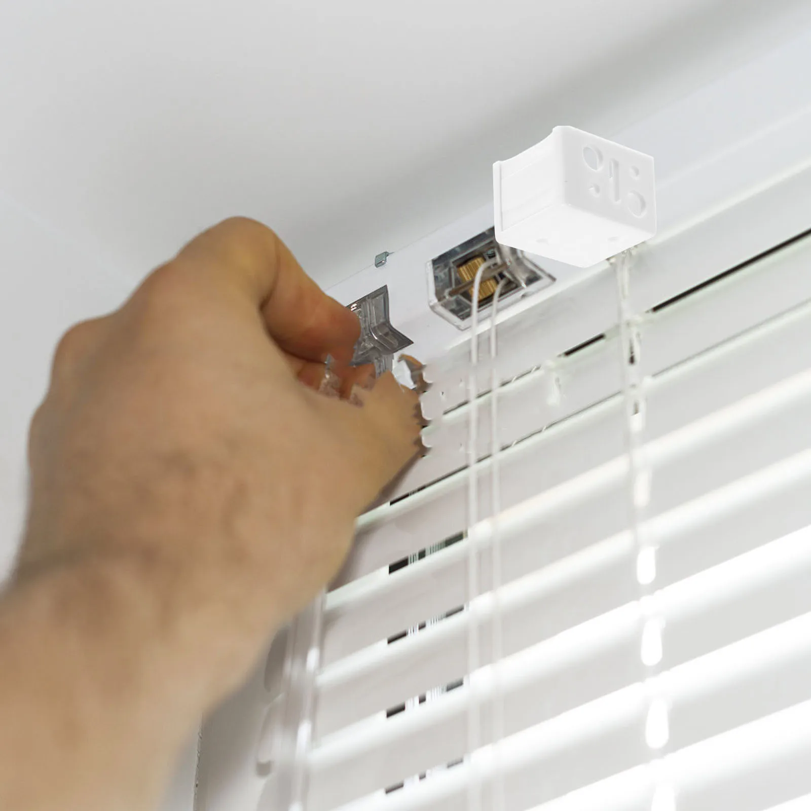 6Pcs Long Lasting Blind Fixing Brackets Easy Installation Useful for Pleated Curtains and Blinds Stable and Convenient Window
6Pcs Long Lasting Blind Fixing Brackets Easy Installation Useful for Pleated Curtains and Blinds Stable and Convenient Window