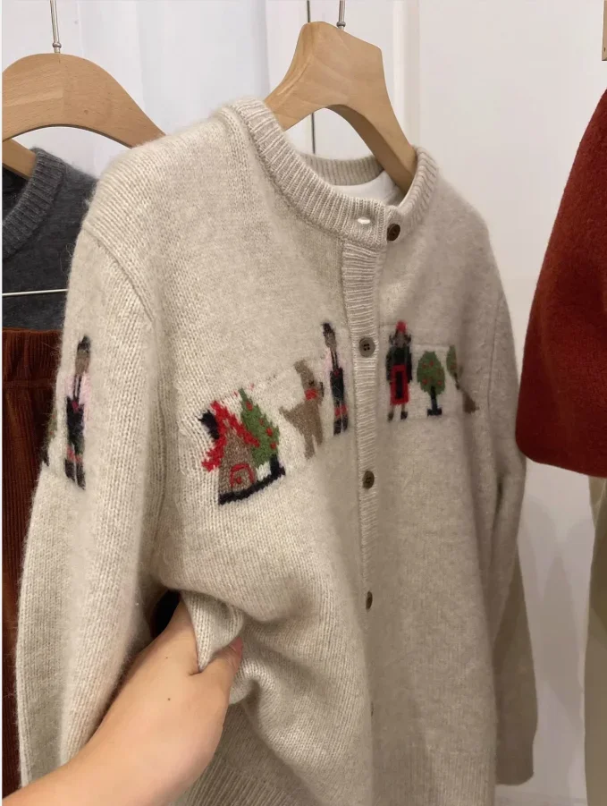 Pull Femme Cartoon Embroidery Knit Women Cardigan Jackets 2024 Ropa Mujer Fashion Vintage Sueter Mujer Oversized Sweater Tops
Pull Femme Cartoon Embroidery Knit Women Cardigan Jackets 2024 Ropa Mujer Fashion Vintage Sueter Mujer Oversized Sweater Tops