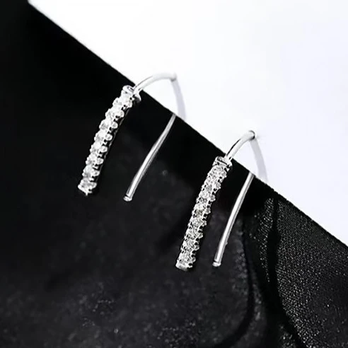 PONYKISS Tibetan Silver Mini Zircon Letter U Stud Earrings for Women Minimalist Geometric Fashion Jewelry Trendy Accessories 
PONYKISS Tibetan Silver Mini Zircon Letter U Stud Earrings for Women Minimalist Geometric Fashion Jewelry Trendy Accessories
