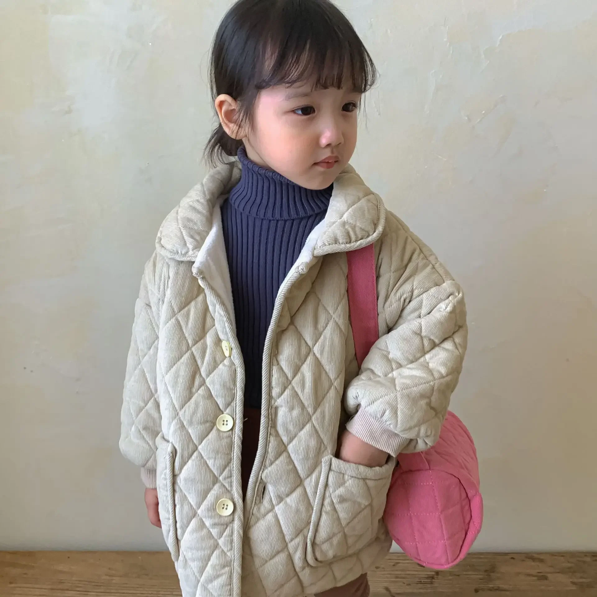 deer jonmi Korean Style Winter Children Thicken Padded Cotton Coats Corduroy Solid Color Parkas Unisex Kids Long Warm Outerwear
deer jonmi Korean Style Winter Children Thicken Padded Cotton Coats Corduroy Solid Color Parkas Unisex Kids Long Warm Outerwear