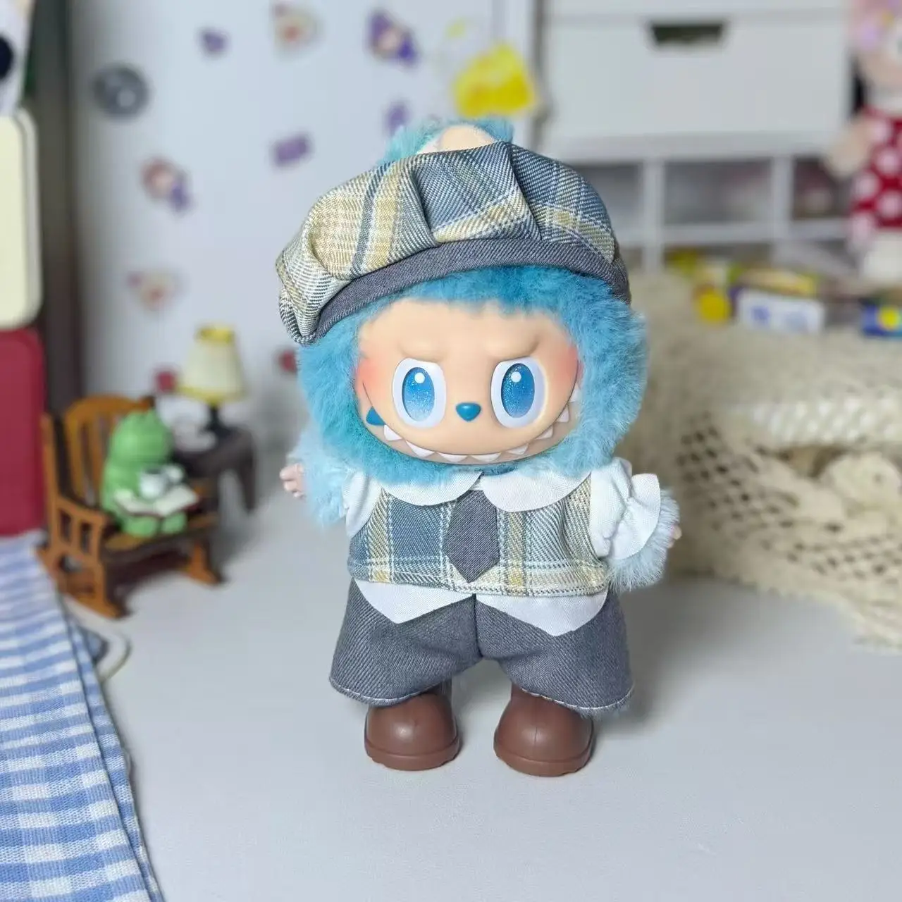 17cm Labubu I II Doll Clothing Doll Dressing Chocolate Academy Style Sitting Party Plush Doll Accessories Eyeframe
17cm Labubu I II Doll Clothing Doll Dressing Chocolate Academy Style Sitting Party Plush Doll Accessories Eyeframe