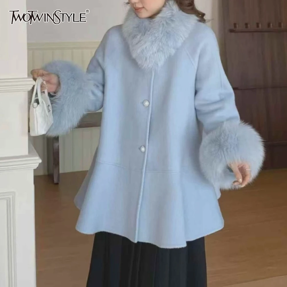 TWOTWINSTYLE Solid Spliced Fur Chic Jacket Female Turtleneck Long Sleeve Loose French Casual Women's Jackets Autumn Fashion New
TWOTWINSTYLE Solid Spliced Fur Chic Jacket Female Turtleneck Long Sleeve Loose French Casual Women's Jackets Autumn Fashion New