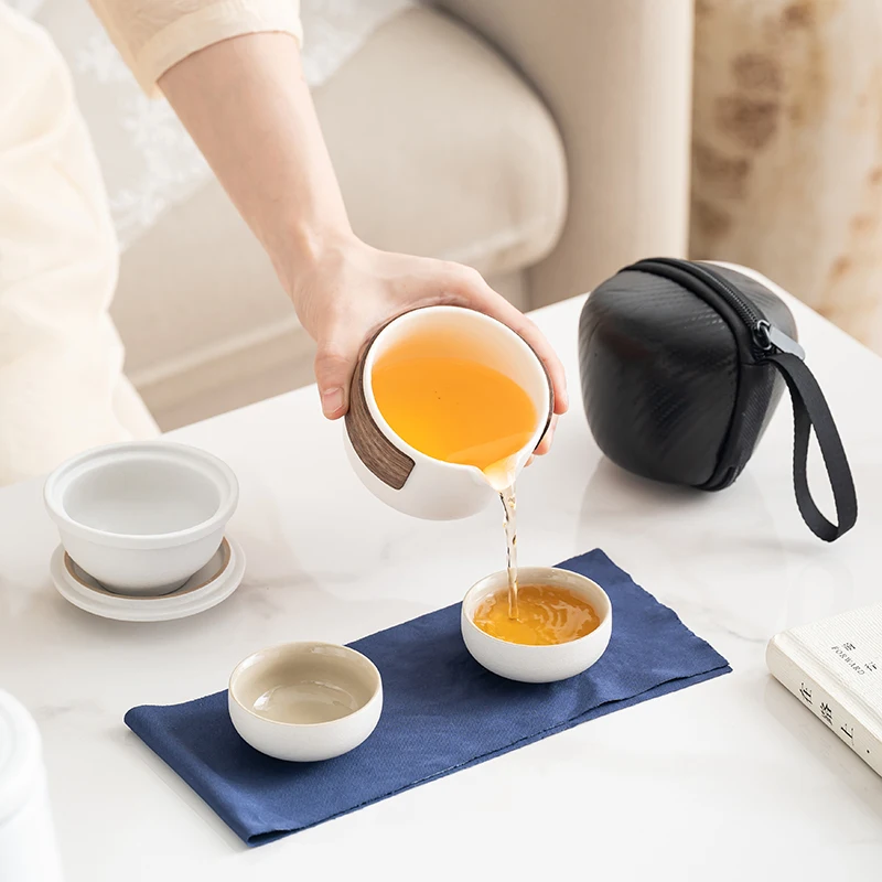 Portable Travel Tea Set Small Set Home Simple Carry-on Quick Cup Outdoor Camping Brewing Teapot Kung Fu Tea Cups
Portable Travel Tea Set Small Set Home Simple Carry-on Quick Cup Outdoor Camping Brewing Teapot Kung Fu Tea Cups