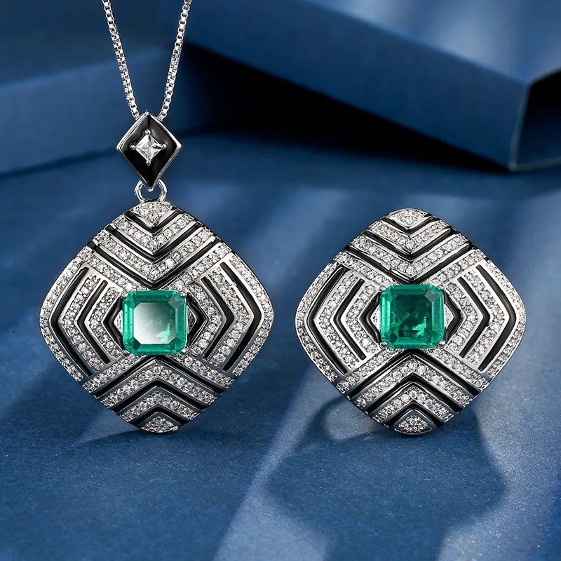 Jewelry Gold-Plated Vintage Emerald Princess Cut Personalized Set Main 8*8
Jewelry Gold-Plated Vintage Emerald Princess Cut Personalized Set Main 8*8