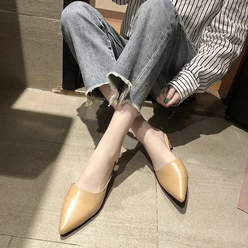 Черные туфли на каблуке, оптовая продажа, роскошные женские тапочки Vip 2025 и женские сандалии, уникальные сандалии H из ПВХ, дизайнерские шлепанцы
Черные туфли на каблуке, оптовая продажа, роскошные женские тапочки Vip 2025 и женские сандалии, уникальные сандалии H из ПВХ, дизайнерские шлепанцы