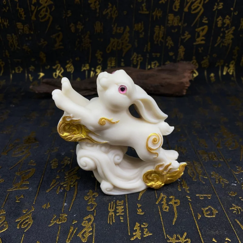 Ivory Nut Rabbit Flying Decoration Car Decoration Desk Creative Twelve Zodiac Rabbit Hand Pieces Pieces Wholesale
Ivory Nut Rabbit Flying Decoration Car Decoration Desk Creative Twelve Zodiac Rabbit Hand Pieces Pieces Wholesale