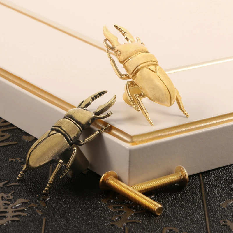 Beetle Furniture Handle Door Knobs Brass Insect Handles for Kitchen Wine Cabinet Door Wardrobe Cupboard Drawer Pulls Diy
Beetle Furniture Handle Door Knobs Brass Insect Handles for Kitchen Wine Cabinet Door Wardrobe Cupboard Drawer Pulls Diy