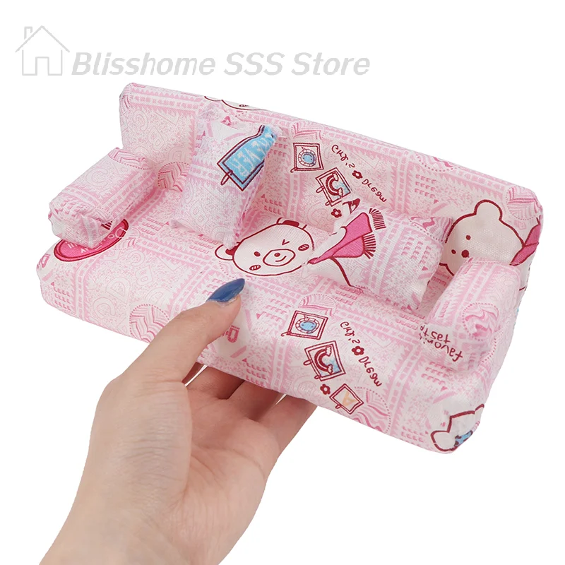 【S】Dollhouse small Floral Fabric sofa set Furniture with 2 Pillow Doll accessories
【S】Dollhouse small Floral Fabric sofa set Furniture with 2 Pillow Doll accessories