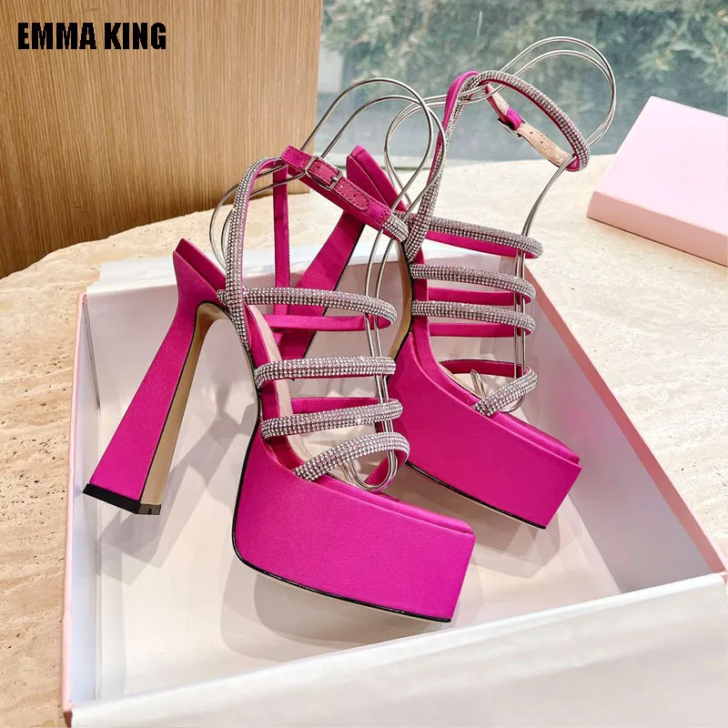 Pointed Toe Roman Sandals Women's Platform Summer Thick High Heel Sexy Party Shoes Elegant Crystal Cross Tied Sandals for Women
Pointed Toe Roman Sandals Women's Platform Summer Thick High Heel Sexy Party Shoes Elegant Crystal Cross Tied Sandals for Women