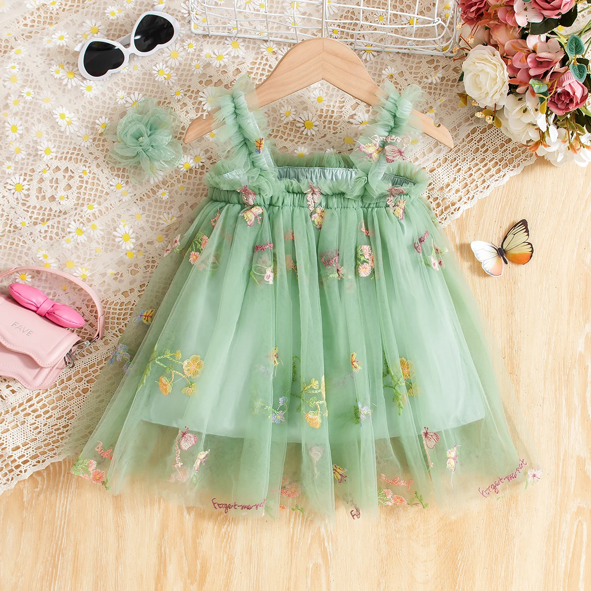 Baby Girl Clothing Summer Floral Pattern Halter Mesh Fluffy Girl Kid's Dress Cute Gorgeous Baby Girl Princess Dresses
Baby Girl Clothing Summer Floral Pattern Halter Mesh Fluffy Girl Kid's Dress Cute Gorgeous Baby Girl Princess Dresses