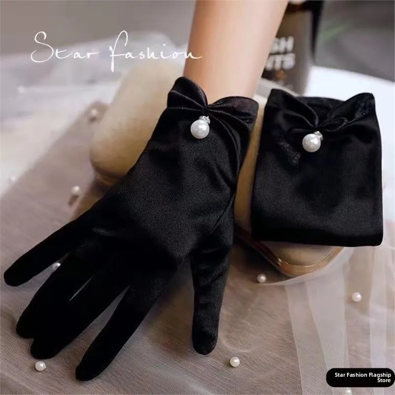 Hebe Style Retro White Gloves Women Lightweight Sun Protection Dinner Party Elegant Lady Black Gloves Fashionable Accessories
Hebe Style Retro White Gloves Women Lightweight Sun Protection Dinner Party Elegant Lady Black Gloves Fashionable Accessories